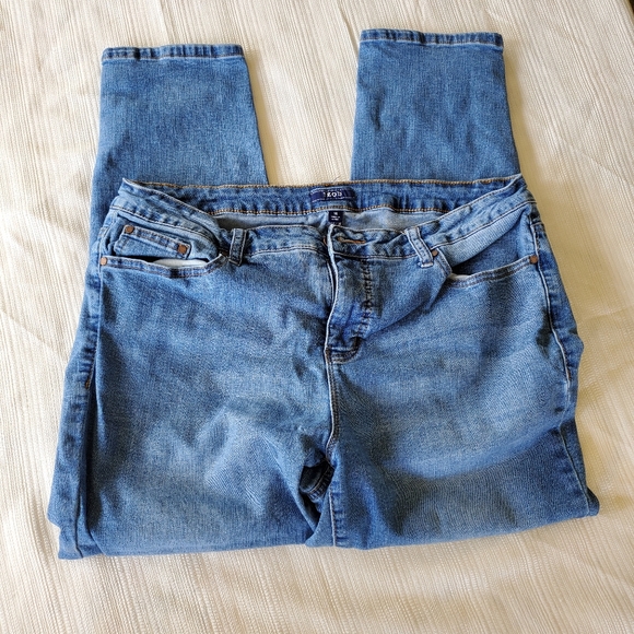 Womens Izod Jeans - Picture 7 of 7